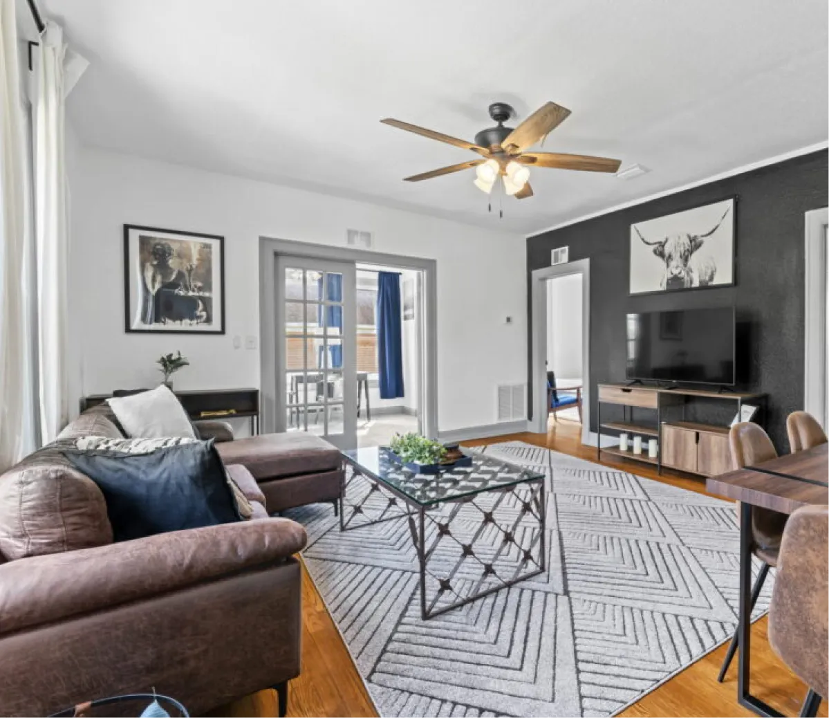 Seagrass Manor