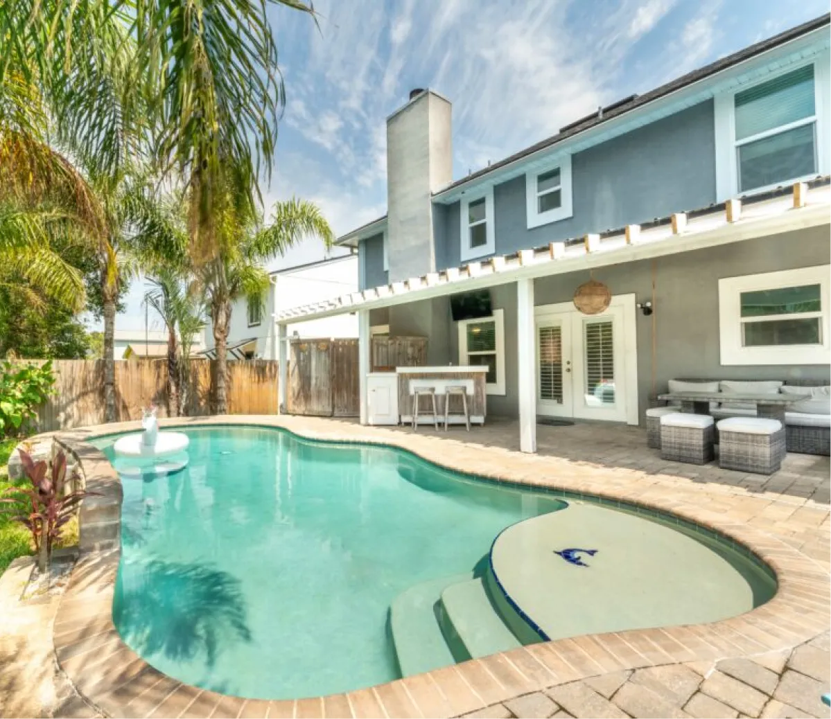 Seagrass Manor — photo 2